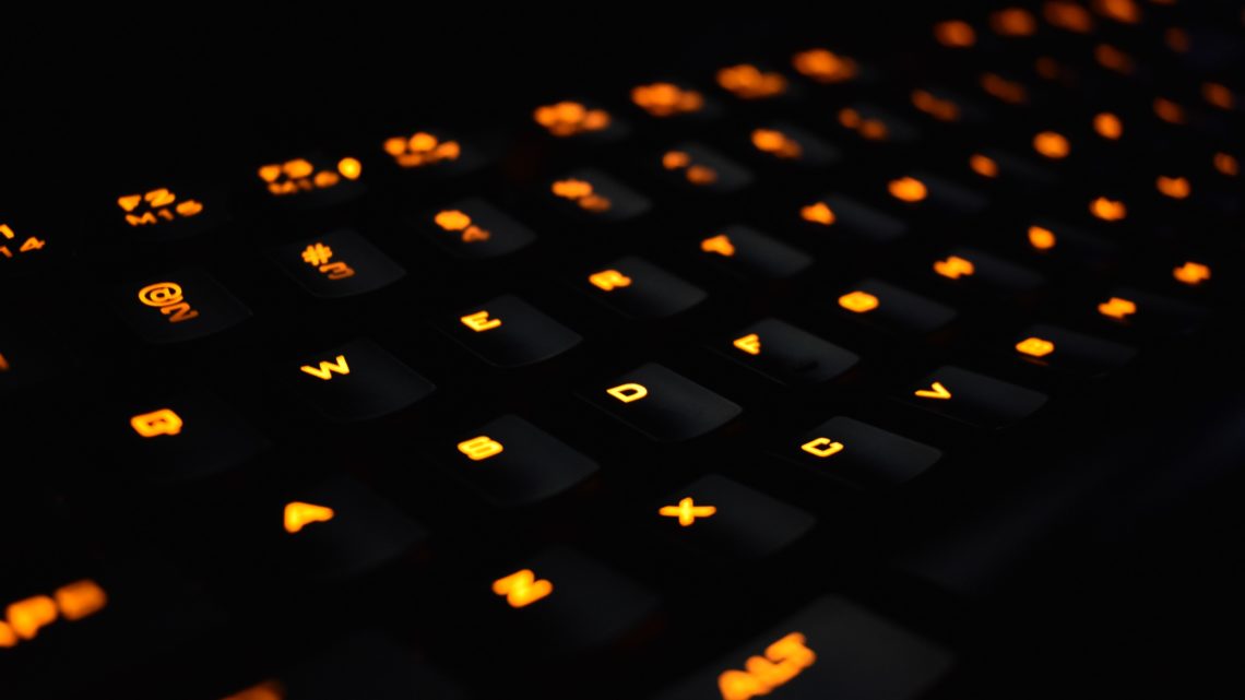 Irootfor – Störst i världen på esport merchandise